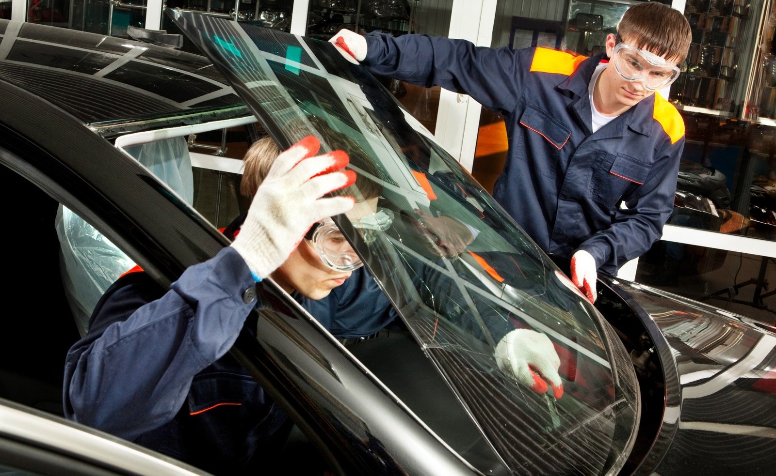 Auto Glass Repair Sun Valley CA - Get Professional Windshield Repair and Replacement Services with Supreme Auto Tinting